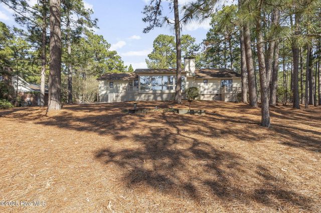 122 Cambridge Lane, West End, NC 27376