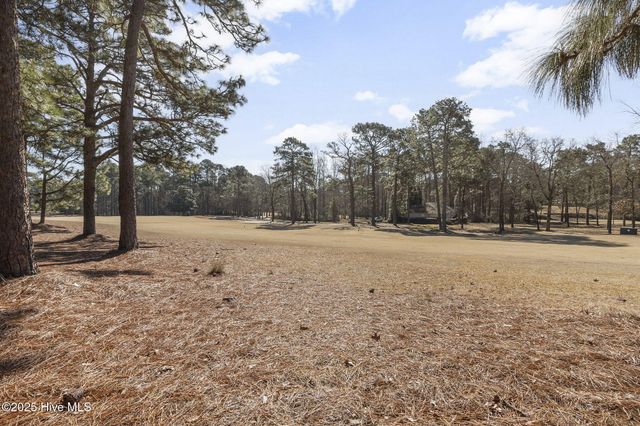 122 Cambridge Lane, West End, NC 27376