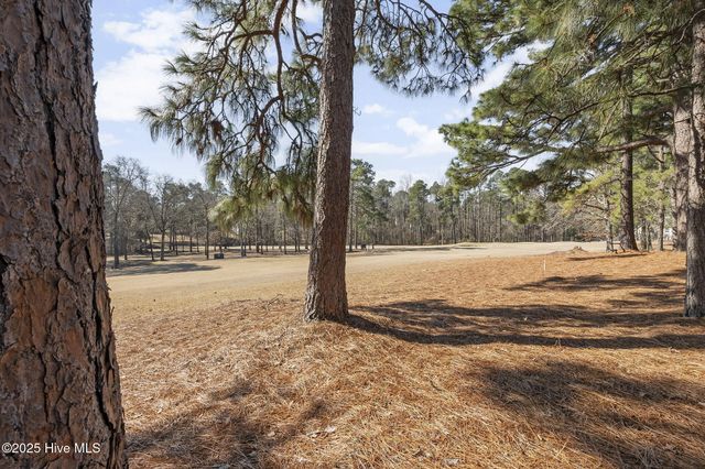 122 Cambridge Lane, West End, NC 27376
