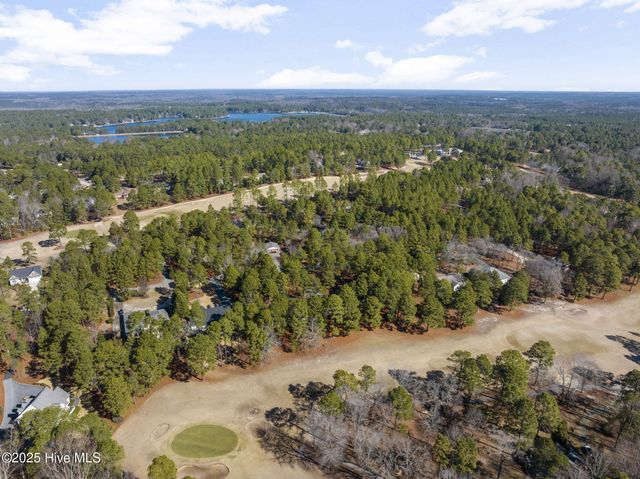 122 Cambridge Lane, West End, NC 27376