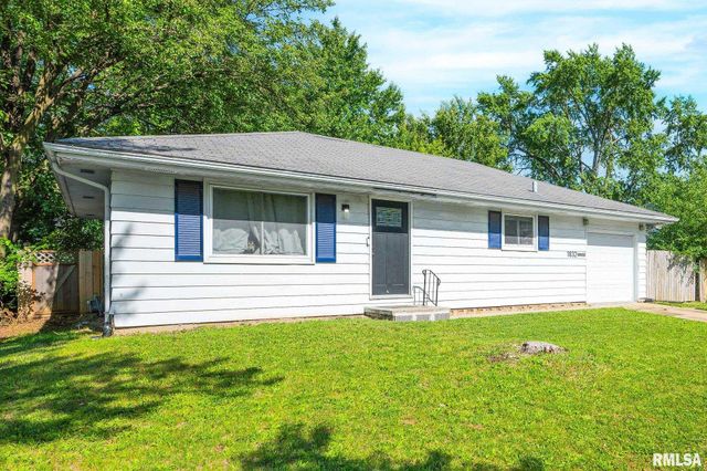 1832 N STEVER Avenue, Peoria, IL 61604
