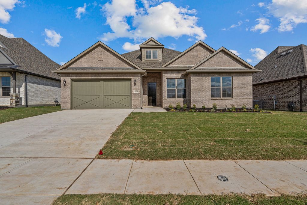 213 Cresta Circle, Keller, TX 76248