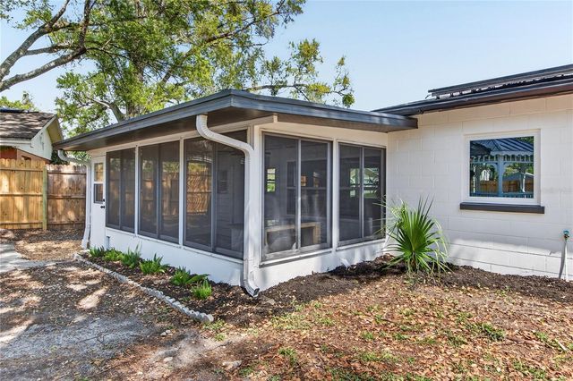 2618 S ELM AVENUE, Sanford, FL 32773