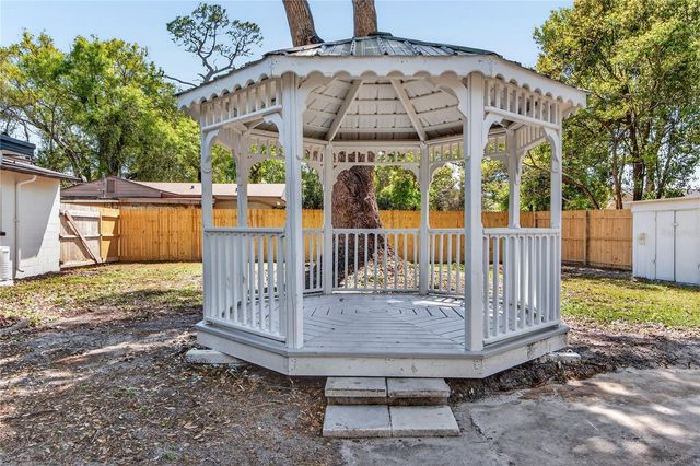 2618 S ELM AVENUE, Sanford, FL 32773