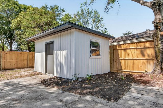 2618 S ELM AVENUE, Sanford, FL 32773