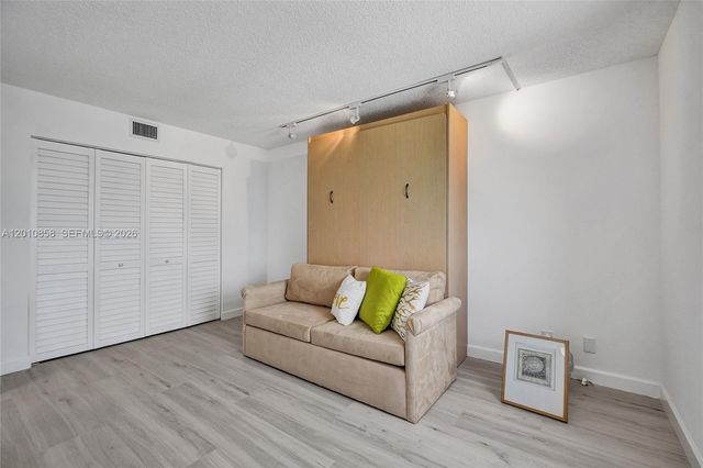 2301 S Ocean Dr 2603, Hollywood, FL 33019