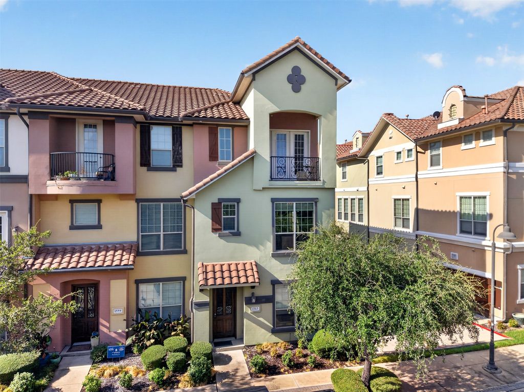 1563 Camino Lago, Irving, TX 75039 — exterior