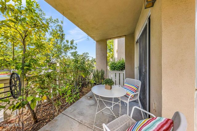 224 Oakleaf Drive 102, Thousand Oaks, CA 91360