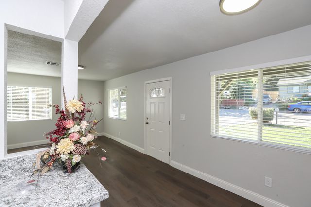 3443 West Street, Redding, CA 96001