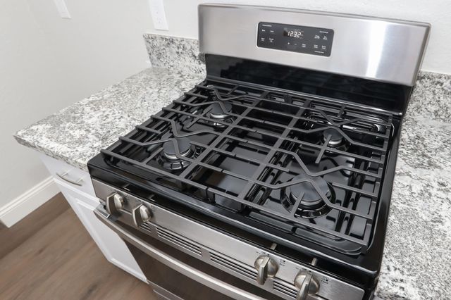 3443 West Street, Redding, CA 96001