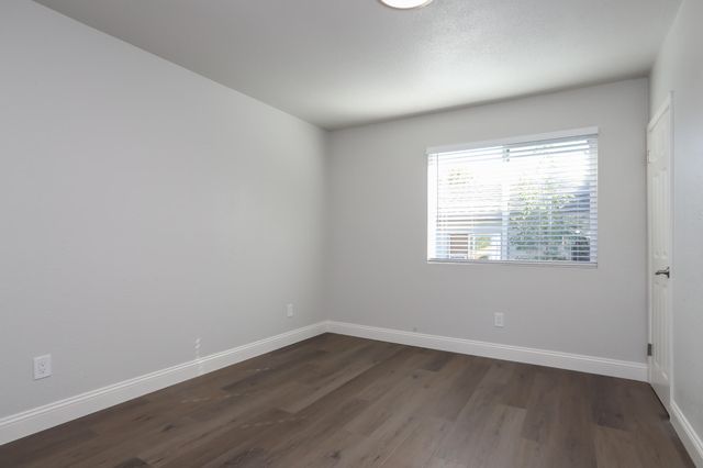 3443 West Street, Redding, CA 96001