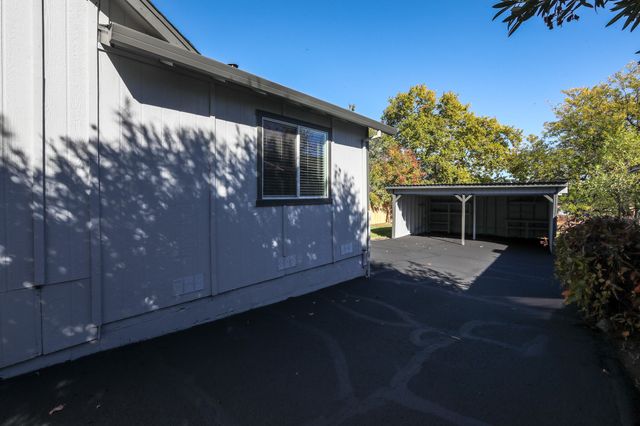 3443 West Street, Redding, CA 96001