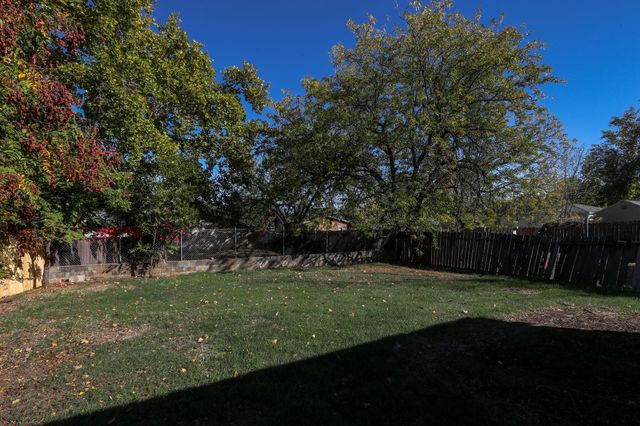 3443 West Street, Redding, CA 96001