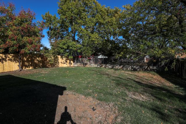 3443 West Street, Redding, CA 96001