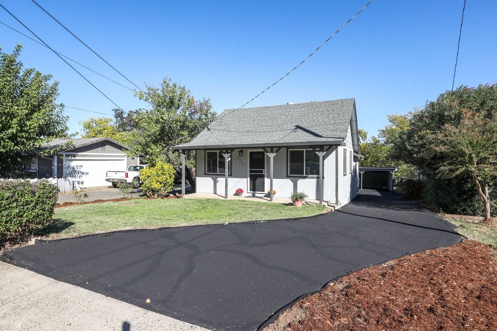 3443 West Street, Redding, CA 96001