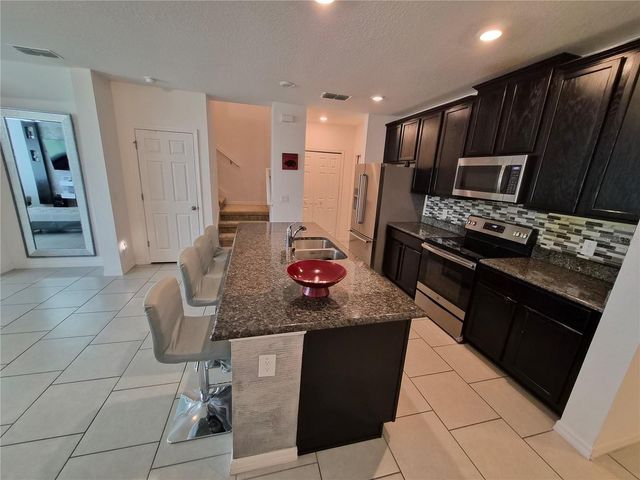 1205 TETON DRIVE, Kissimmee, FL 34744