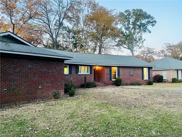 1315 Forest Brook, Demopolis, AL 36732