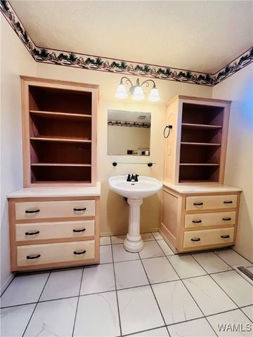 1315 Forest Brook, Demopolis, AL 36732