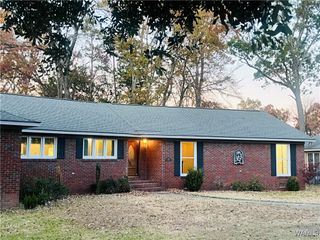 1315 Forest Brook, Demopolis, AL 36732