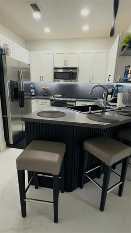 14122 SW 276th St, Homestead, FL 33032