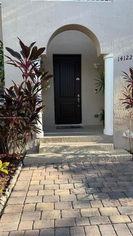 14122 SW 276th St, Homestead, FL 33032