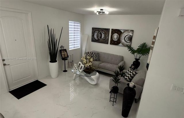 14122 SW 276th St, Homestead, FL 33032