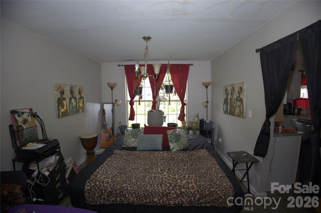 6000 Bayswater Lane, Charlotte, NC 28212