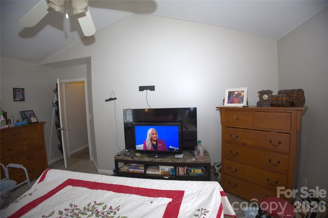 6000 Bayswater Lane, Charlotte, NC 28212