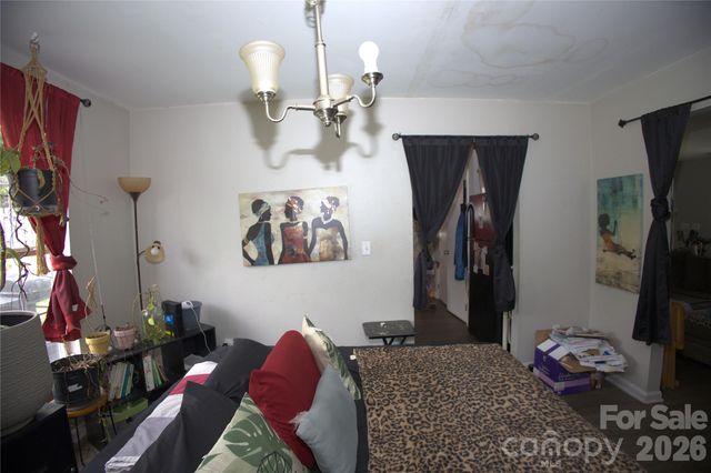 6000 Bayswater Lane, Charlotte, NC 28212