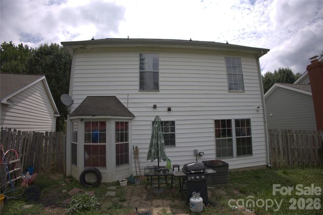 6000 Bayswater Lane, Charlotte, NC 28212