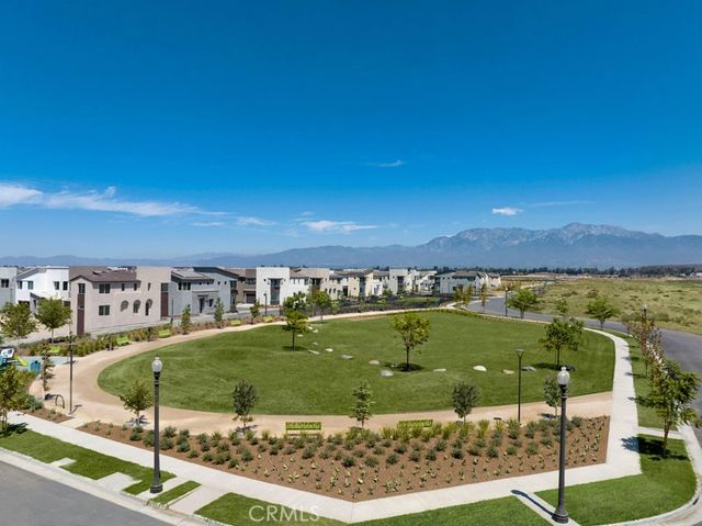 3648 S. Eichler Paseo 8, Ontario, CA 91761