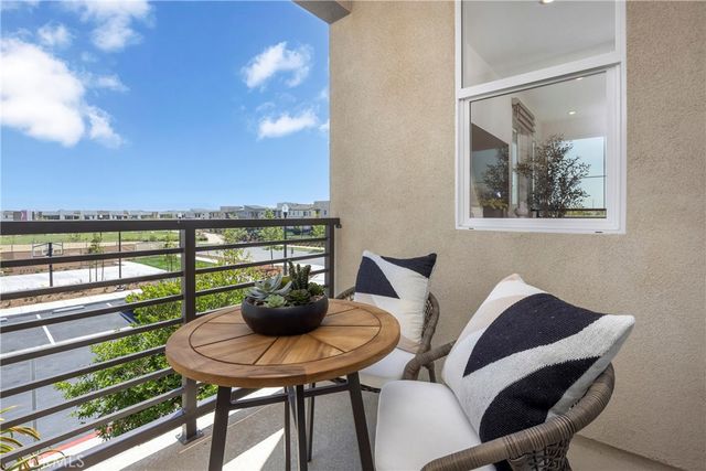 3648 S. Eichler Paseo 8, Ontario, CA 91761