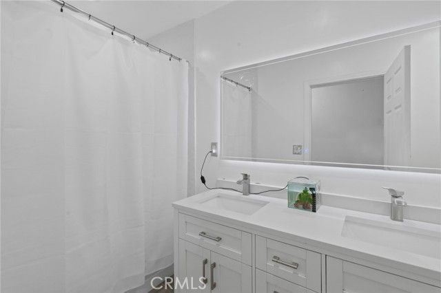 13434 Hutchcroft, La Puente, CA 91746