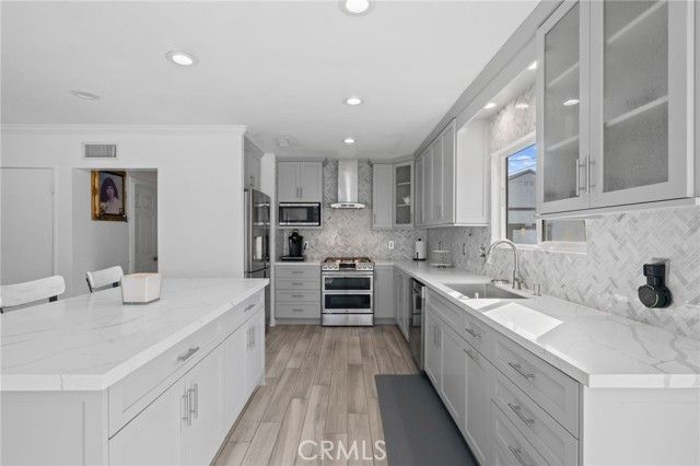 13434 Hutchcroft, La Puente, CA 91746