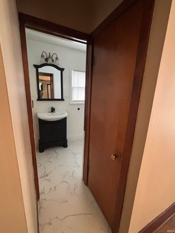 920 S Jefferson Street, Huntington, IN 46750