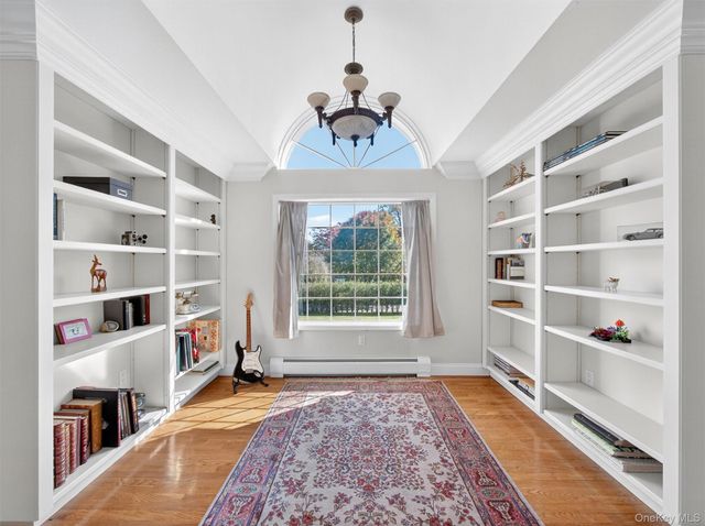 3 Cutler Court, Suffern, NY 10901