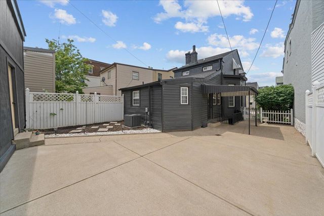 330 Hodge Street, Newport, KY 41071