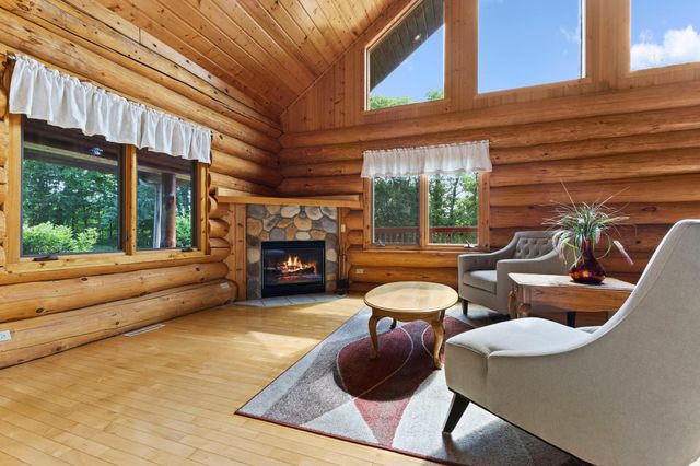 1867 County Road 35 W, Buffalo, MN 55313