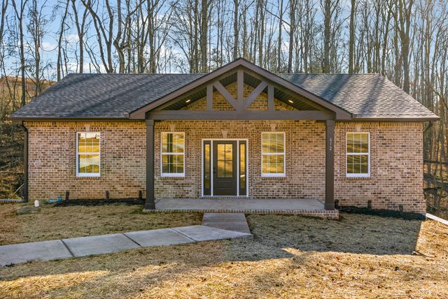 612 Hill Rd, Clarksville, TN 37040