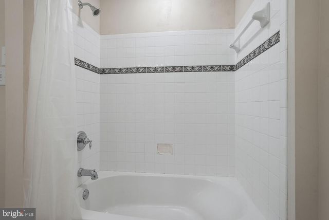 3 CARRIAGE HOUSE RD, Pottstown, PA 19465