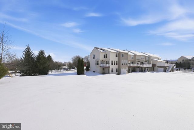 3 CARRIAGE HOUSE RD, Pottstown, PA 19465