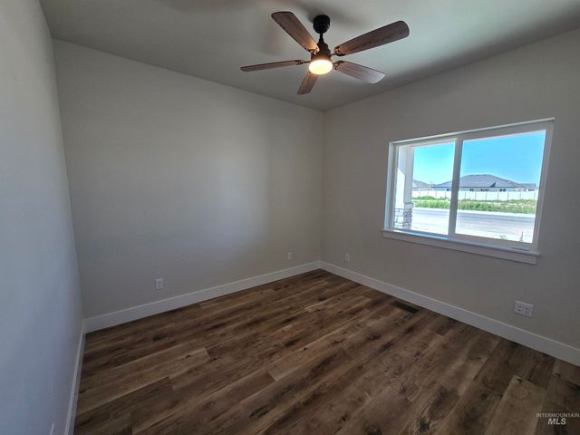 3122 Orion Ave, Twin Falls, ID 83301