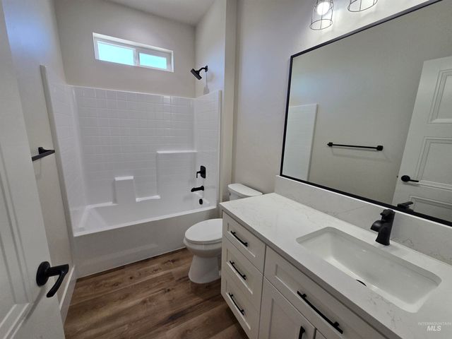 3122 Orion Ave, Twin Falls, ID 83301