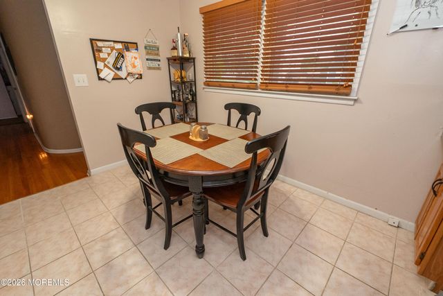 1035 Valley Stream Road, Toms River, NJ 08753