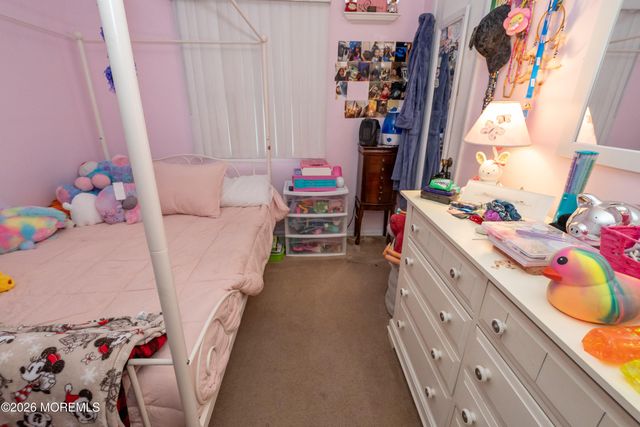 1035 Valley Stream Road, Toms River, NJ 08753