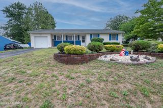1035 Valley Stream Road, Toms River, NJ 08753