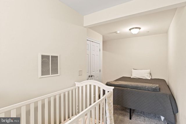 102 HIGH POINTE DR, Hummelstown, PA 17036