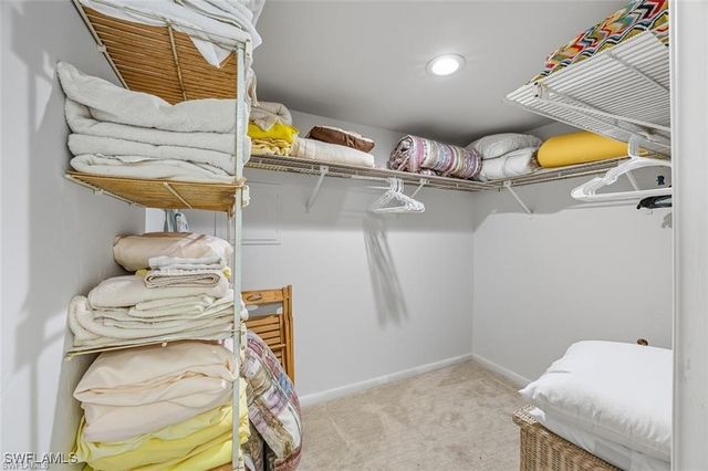 11 Bluebill AVE 1006, Naples, FL 34108