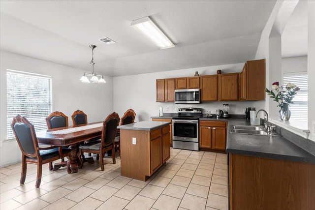 5105 Bantom Woods BND, Austin, TX 78724