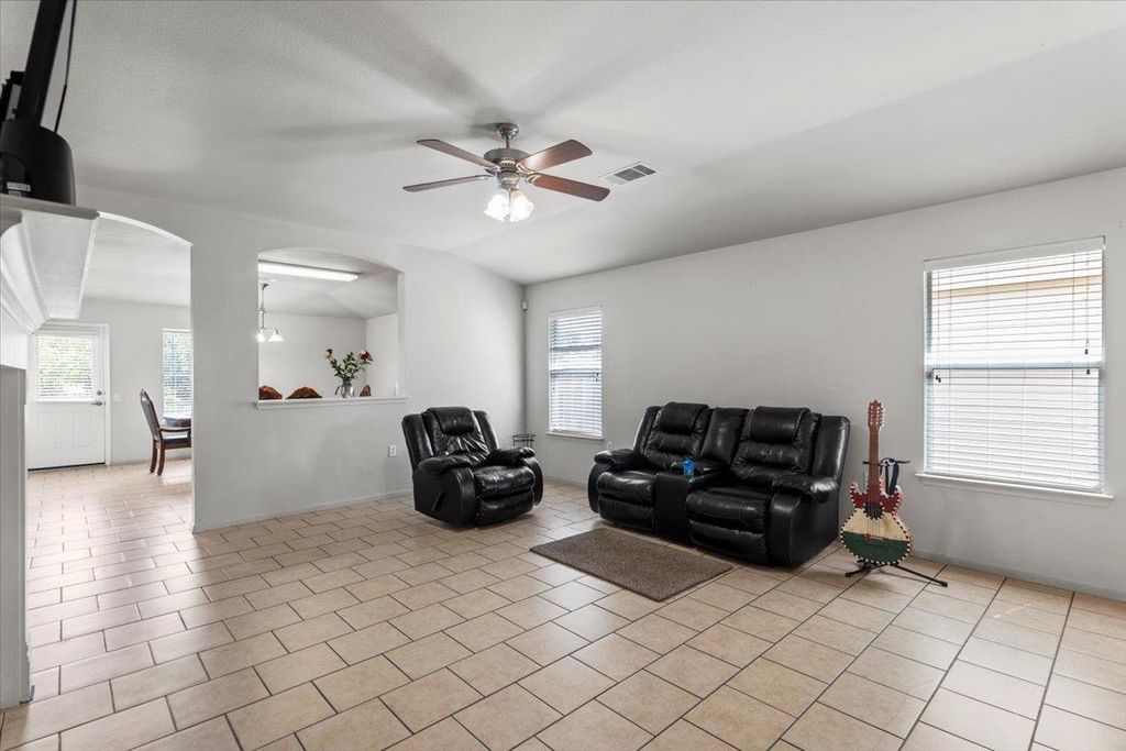 5105 Bantom Woods BND, Austin, TX 78724